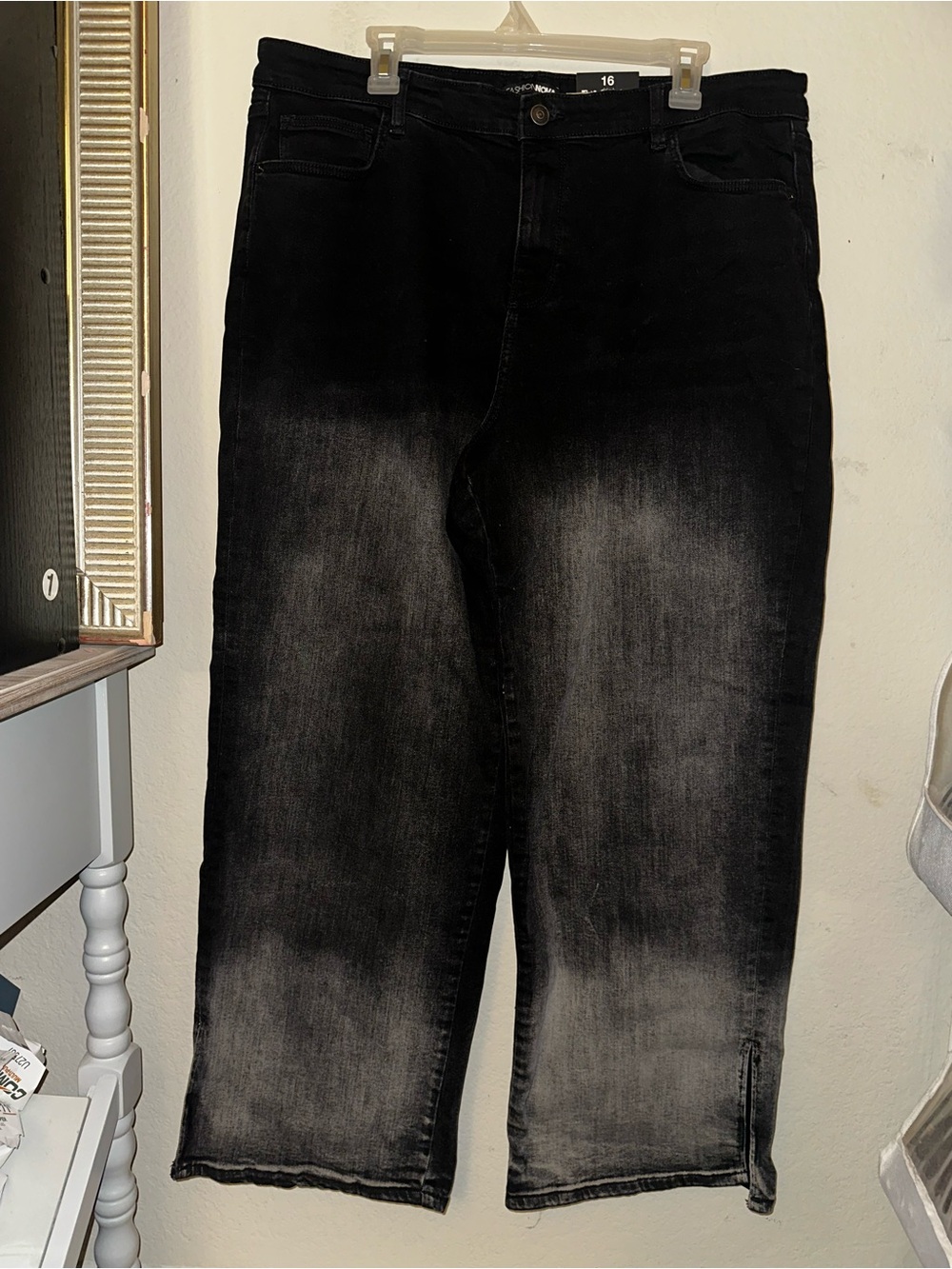 Fashion nova black stonewashed wide leg jeans size 16 BNWT